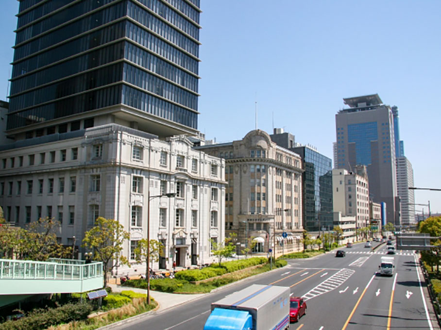 旧居留地のビルの画像